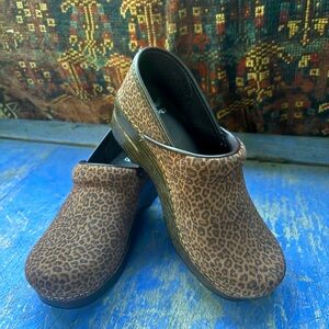 Dansko Professional Clogs size 38